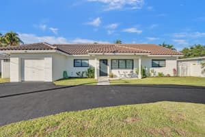 1107 Se 13th Court, Deerfield Beach
