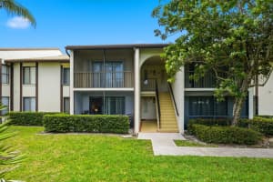 2702 Sw Matheson Avenue 113-f1, Palm City