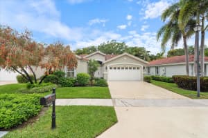 9950 Harbour Lake Circle, Boynton Beach
