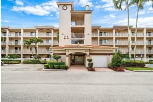 6065 Pointe Regal Circle, Delray Beach