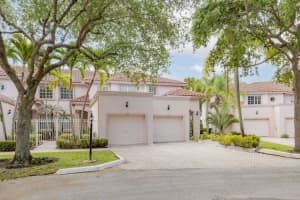 8050 Aberdeen Drive 202, Boynton Beach