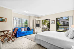 11863 Wimbledon Circle 432, Wellington