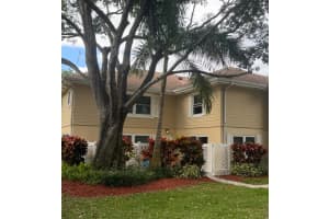 4802 Roxbury Court, Boynton Beach
