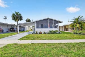 4290 Meadow View Drive, Boynton Beach