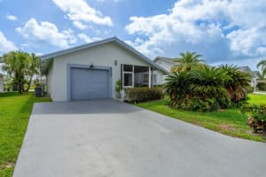 5427 Crystal Anne Drive, West Palm Beach