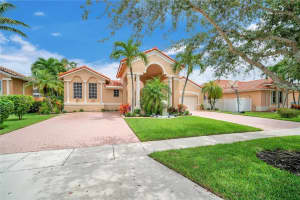 16469 Nw 12th Street, Pembroke Pines