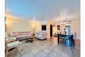 142 Cambridge F, West Palm Beach 142 Cambridge F, West Palm Beach