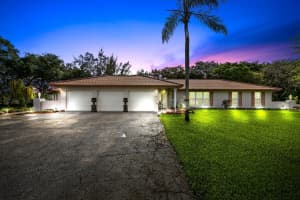 9351 Nw 44th Place, Coral Springs