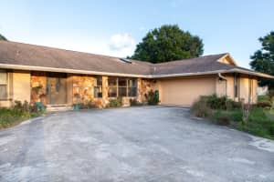 2681 Se Delong Road, Port St. Lucie, Fl 34952, Port Saint Lucie