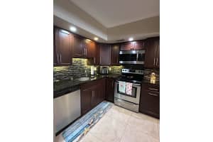 3121 Ne 51st Street 103e, Fort Lauderdale
