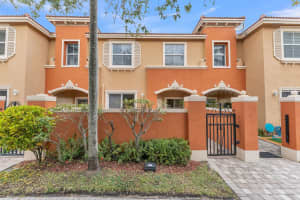 2768 Sw 120th Terrace 1003, Miramar