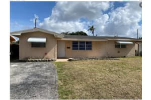 7821 Nw 14th Street, Pembroke Pines