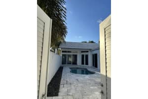3656 Mykonos Court, Boca Raton
