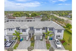 4613 Nw 118th Avenue 4613, Coral Springs