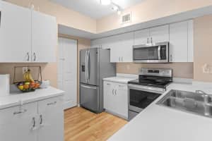 3874 Lyons Road 305-6, Coconut Creek