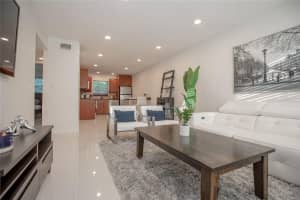 601 Se 5th Court 108, Fort Lauderdale