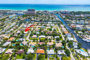 2741 Ne 52nd Street, Lighthouse Point