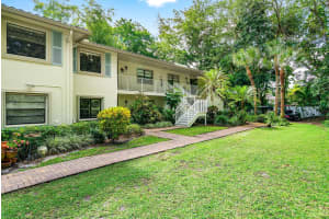 22 Westgate Lane Apt. E, Boynton Beach