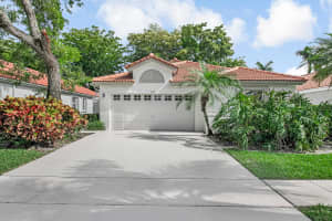 9758 Harbour Lake Circle, Boynton Beach