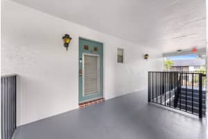 8000 Lagos De Campo Boulevard A-307, Tamarac