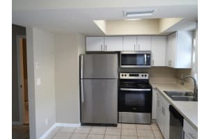 7928 Kimberly Boulevard 203, North Lauderdale