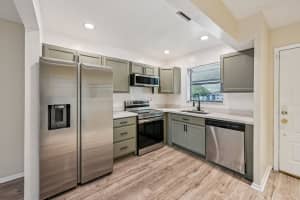 6001 Shakerwood Circle 203, Tamarac