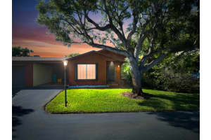 517 Se 27th Terrace, Boynton Beach