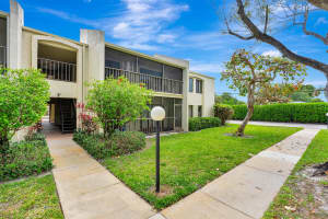 150 Pineview Road F3, Jupiter