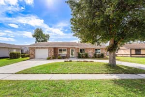 144 Cordoba Circle, Royal Palm Beach