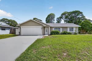 124 Se Eyerly Avenue, Port St. Lucie, Fl 34983, Port Saint Lucie