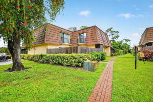 4175 Turnberry Circle 1102, Lake Worth