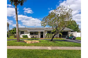 3099 Medinah Circle E, Greenacres