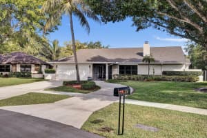 772 Juniper Place, Wellington