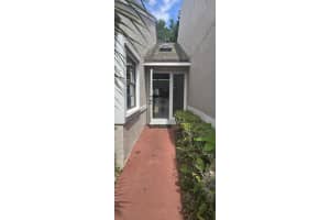 5161 Nw 11th Lane, Pompano Beach