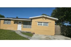 896 Sw 64th Terrace, North Lauderdale