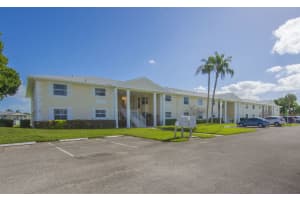 356 Grove Isle Circle, Vero Beach