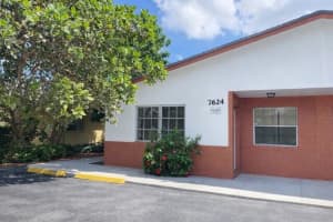 7624 Sw 10th Street, North Lauderdale