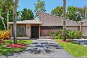 166 Sparrow Drive 1a, Royal Palm Beach