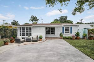 121 Nw 52nd Street, Oakland Park