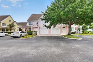 1679 Se Pomeroy Street 2-1, Stuart