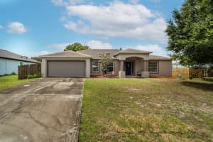 1912 Sw Sunglow Street, Port St. Lucie, Fl 34953, Port Saint Lucie