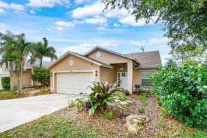 14 Ripley Way, Boynton Beach