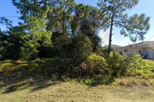 493 Linden Avenue S, Lehigh Acres