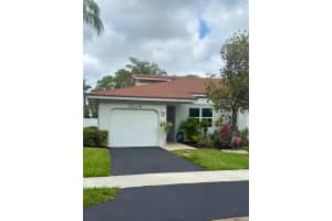 6702 N Pine Island Road 6702, Tamarac