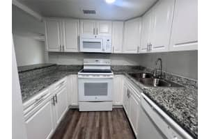 17350 Nw 68th Avenue 400-403, Hialeah