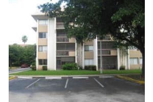 701 N Pine Island Road 304, Plantation