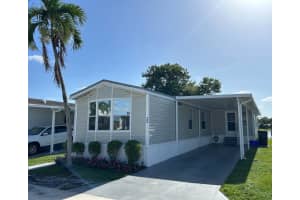153 Plantation Boulevard, Lake Worth