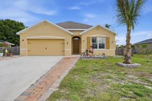 1031 Sw Alexandria Avenue, Port St. Lucie, Fl 34953, Port Saint Lucie