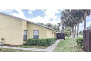 210 Sparrow Drive 4, Royal Palm Beach