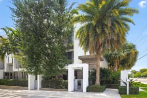 1851 Nw 40th Drive, Boca Raton